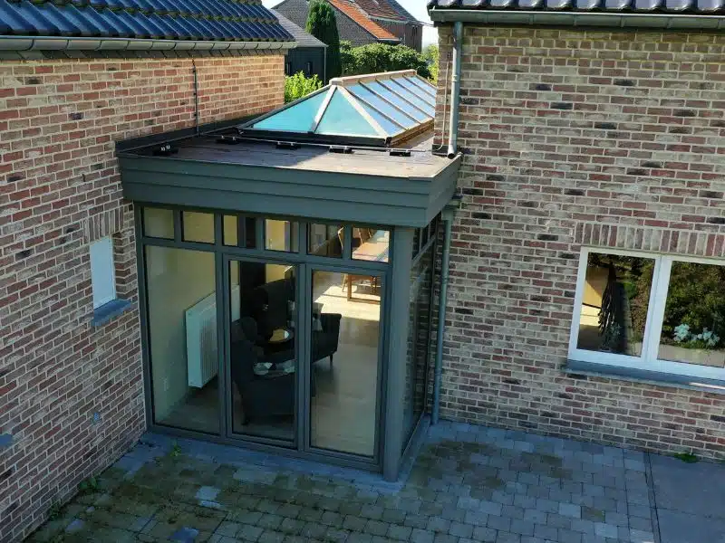 veranda toiture plate encastree